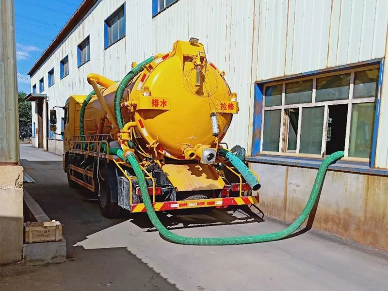 孝陵卫厂区化粪池清理